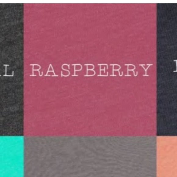 🌻”Weekend Vibes” Super Soft Graphic Tee - Picture 8 of 10